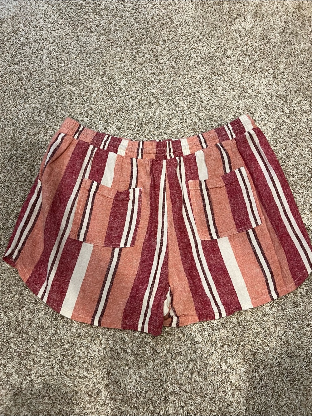 Universal Threads- shorts - Picture 3 of 4